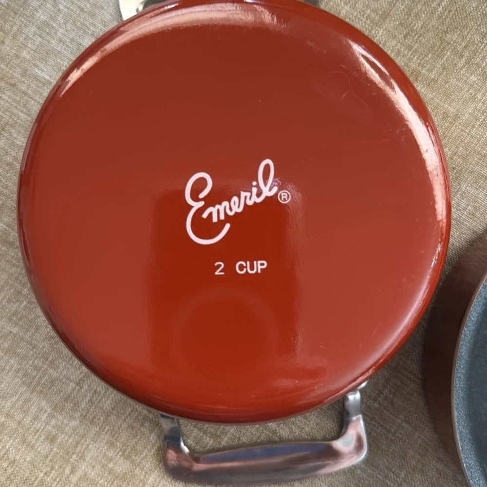 Set of two Emeril 2 cup Saucepans‎